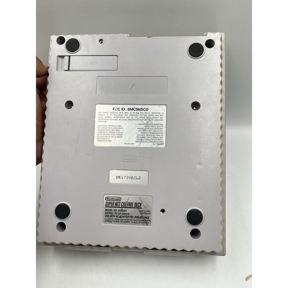 Super Nintendo Entertainment System SNES SNS-001 System Console Only For Parts - Picture 7 of 9